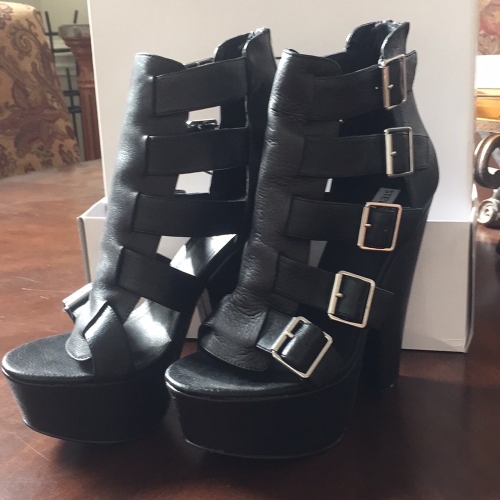 Ladies platform heels